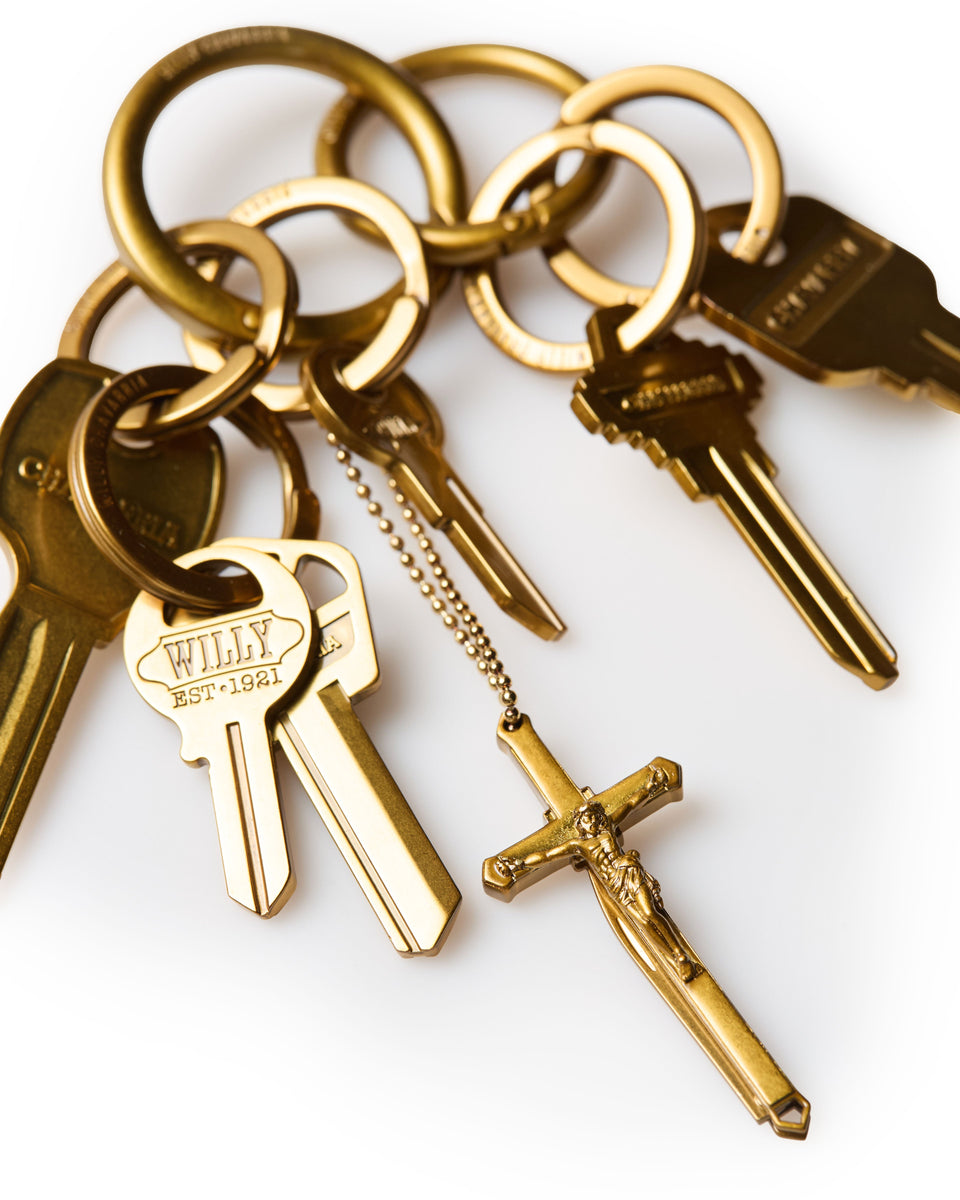 STAFF KEY FOB - ANTIQUE GOLD | Willy Chavarria