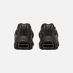 WC X ADIDAS MEGARIDE BONES - BLACK/RED