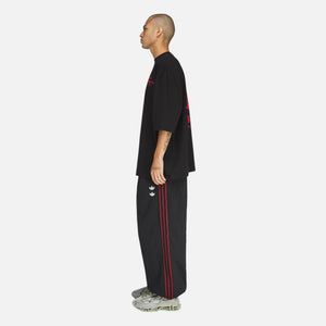 WC X ADIDAS ROSE TEE  - BLACK/RED